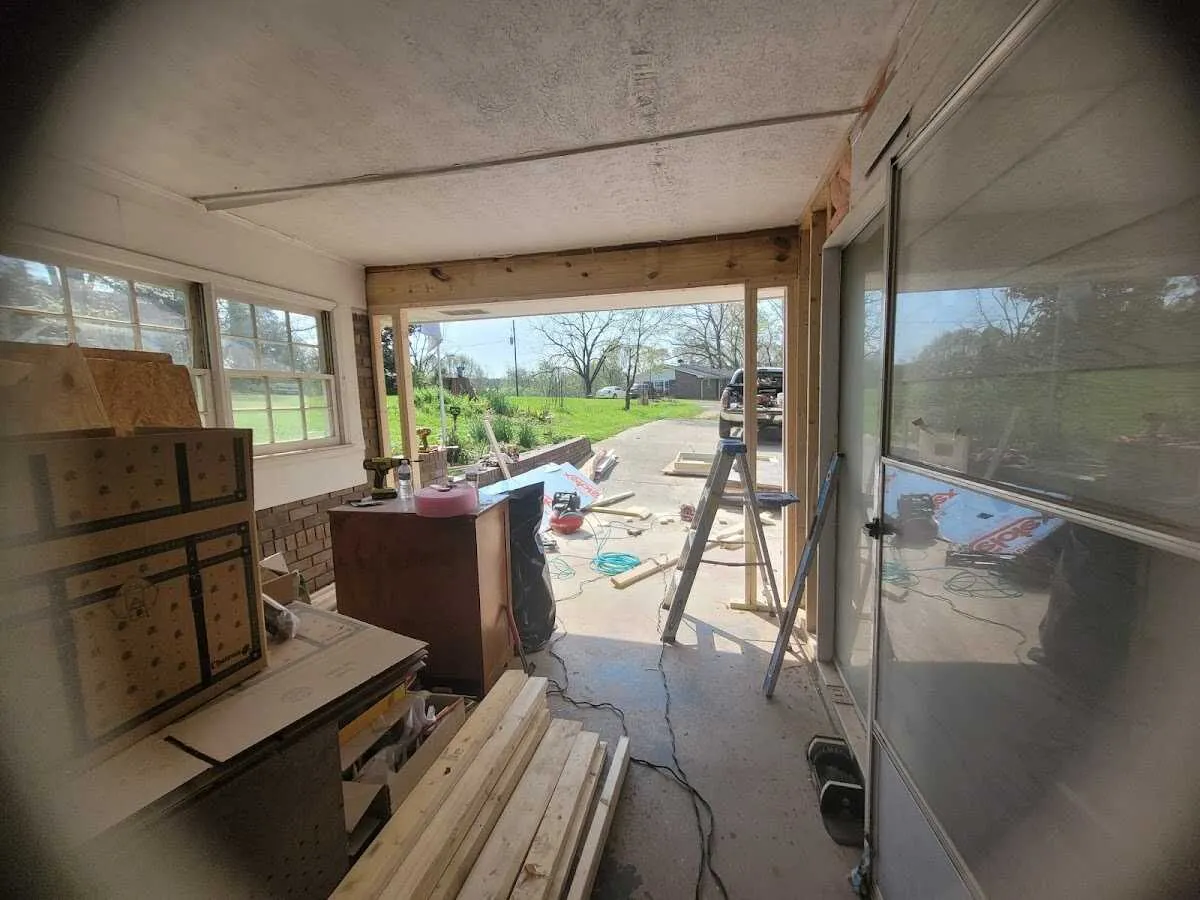 Air movers and dehumidifier for Water Mitigation Services in Riverdale